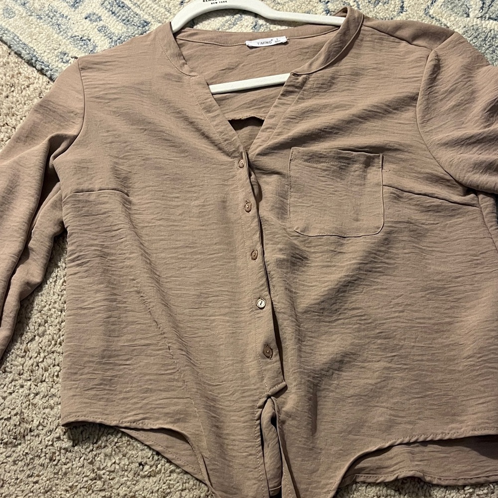 Timing Taupe Button-Front Women’s Shirt
